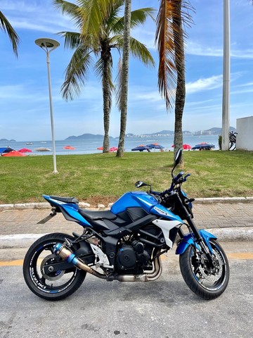 Suzuki GSR 750 2015 