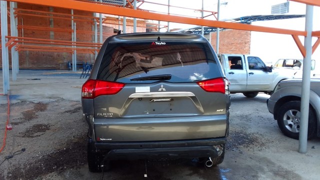 Pajero Dakar 2018 3.2 Diesel 4x4 Automatico 46.000Km  - Foto 4