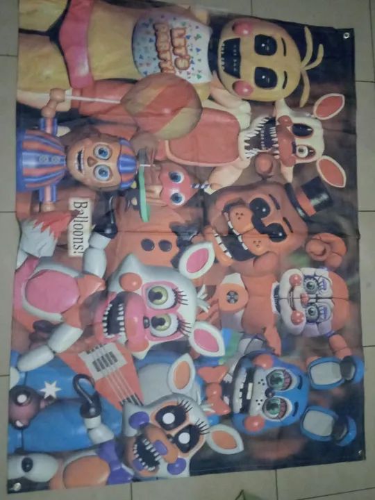 Personagens de FNAF e painel - Foto 2