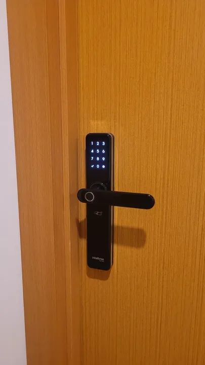 Instalação de Fechadura Eletrônica 