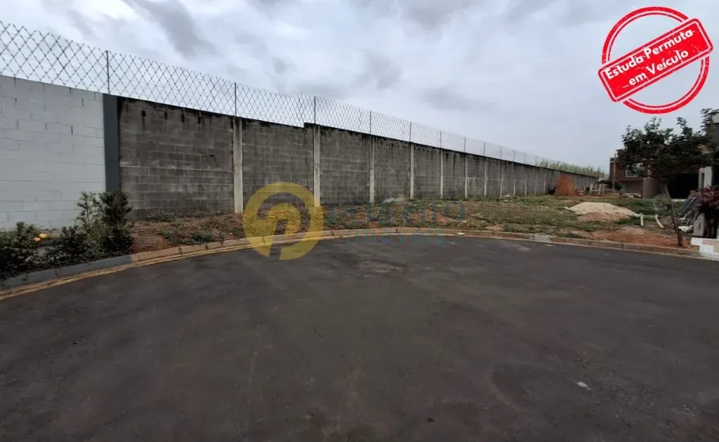 Oportunidade! Terreno de 279,51m² à Venda com Pagamento Facilitado no Condomínio Olívio Fr