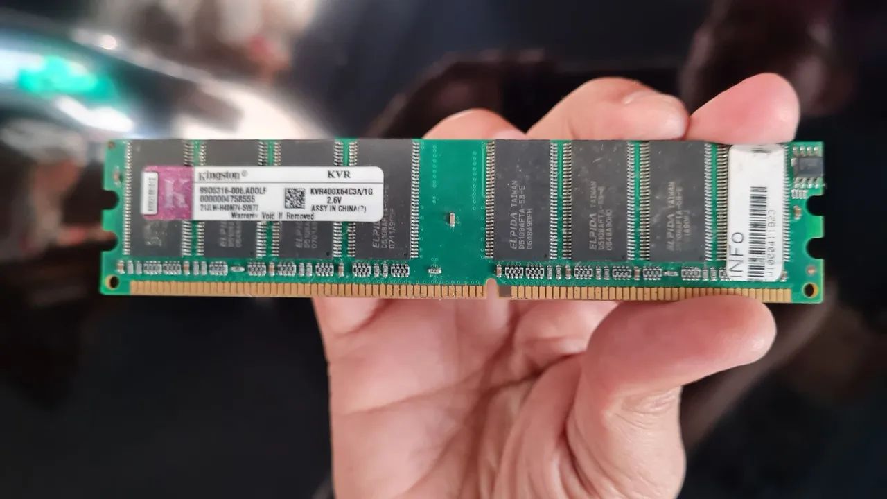 Kingston- memória ram 1G- 2.6v