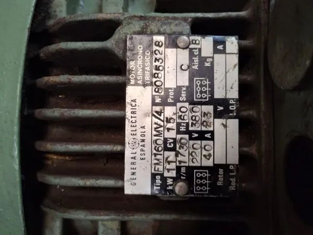 Motor Elétrico Trifásico GE 15 CV-220/380V - Foto 6