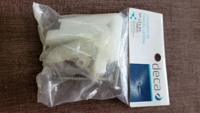 Parafuso para fixação de vaso sanitário 