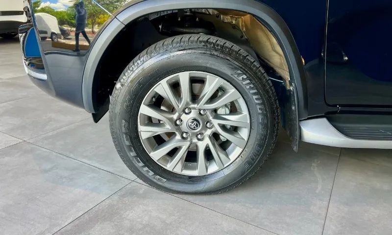 SW4 2.8 SRX 4X4 7LUGARES 2023 29.000KM ÚNICO DONO - Foto 5