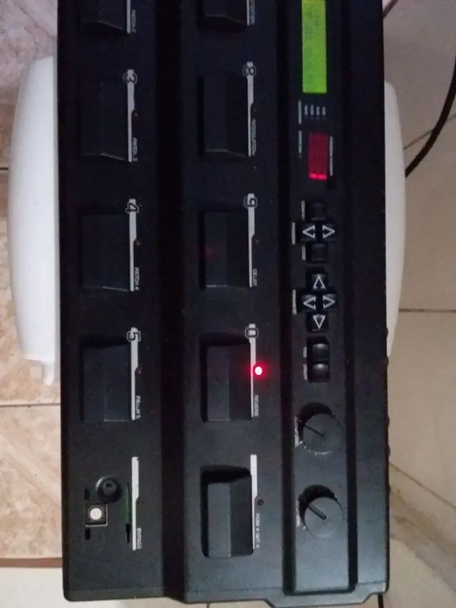 Pedaleira RP1 Digitech USA (Relíquia) - Foto 3