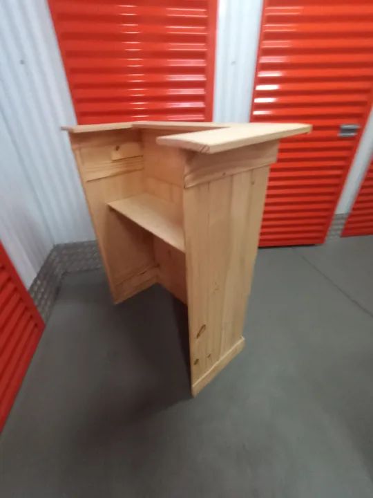 Balcão em Madeira Maciça para Uso Diversificado - Foto 6