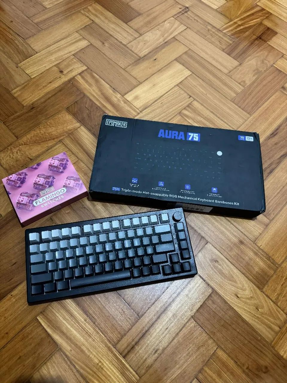 Teclado Aura 75 Epomaker Switches Flamingo