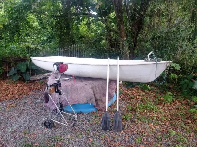 Veleiro Dingue Pomar com Motor Novo e Ancora  - Foto 4