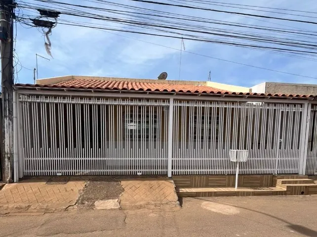 Casa na Laje a venda em Ceilândia Sul com 3 Quartos 1 Suíte Aceita financiamento e FGTS