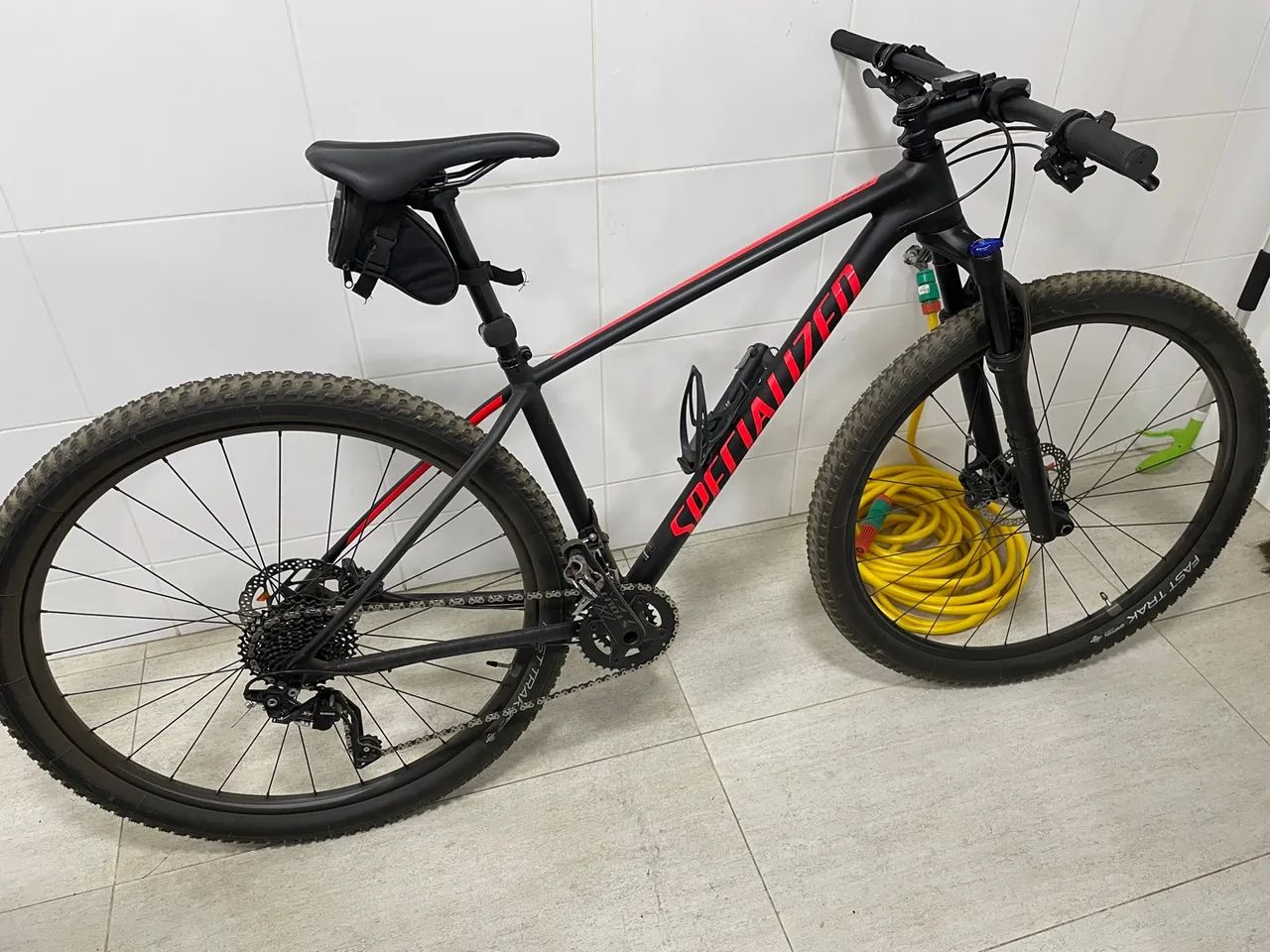 Bicicleta Mountain Bike Specialized - Foto 3