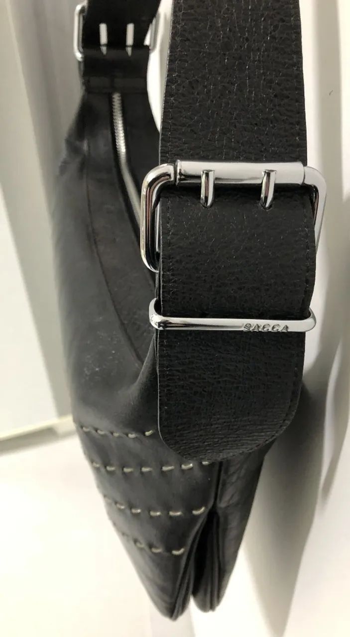 Elegante bolsa de ombro em couro legítimo, preta. - Foto 2