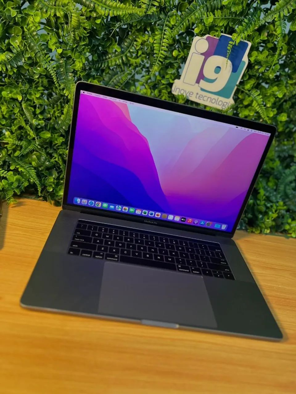 MacBook Pro 2016 A1707 Processador: i7 Dual Corr 2GHz 16GB RAM
