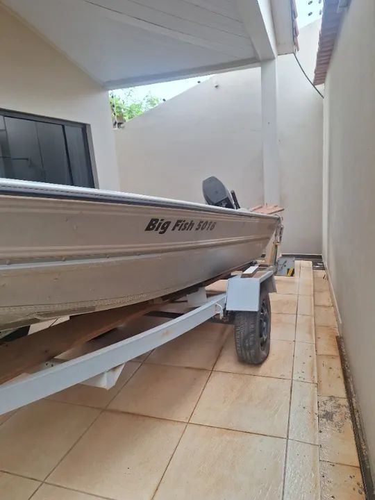 Barco metalglass big fish 5 metros com carreta e motor mercury 25 hp seapro - Foto 3