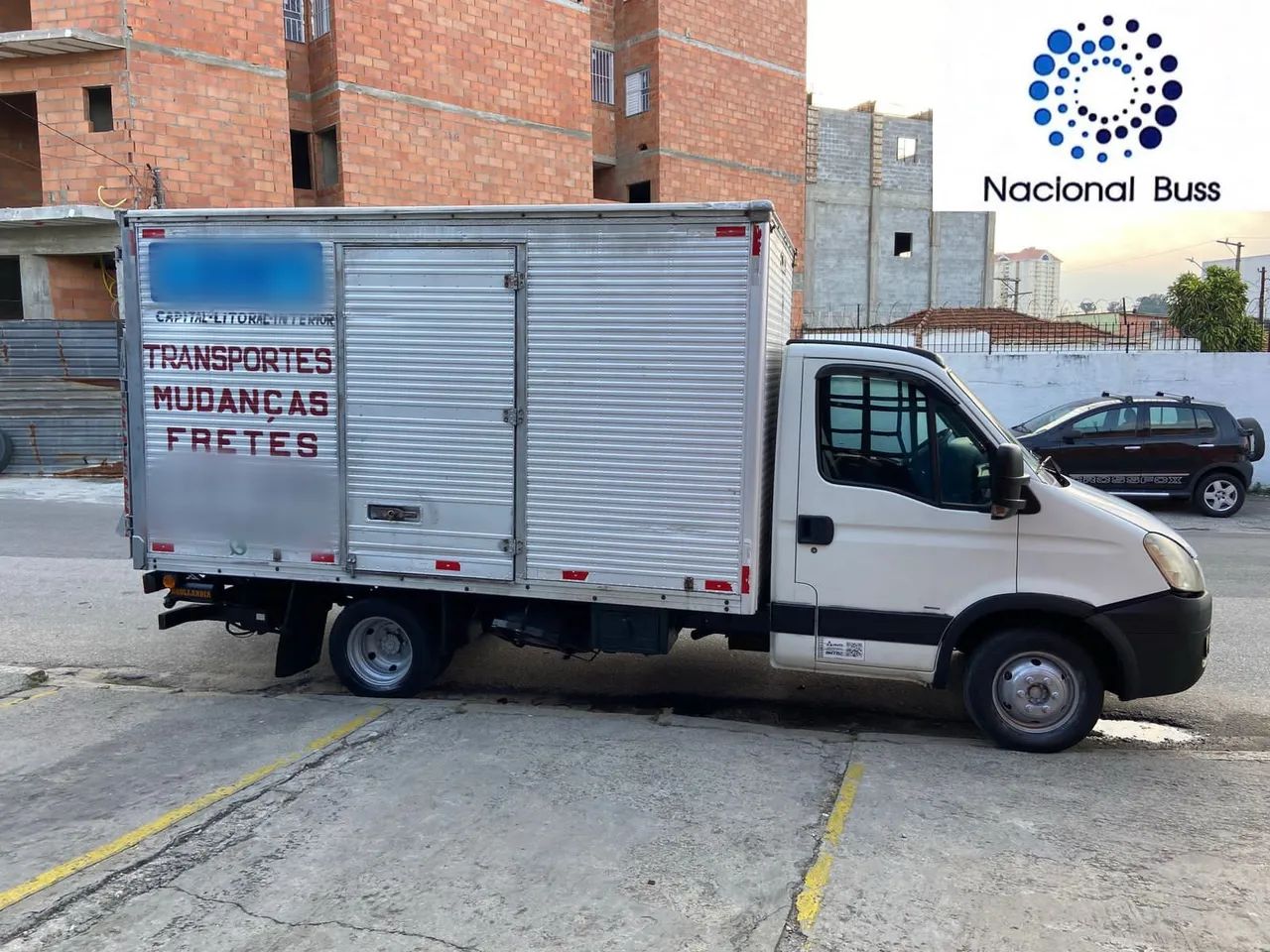 Iveco 55c16 baú com plataforma - Foto 4