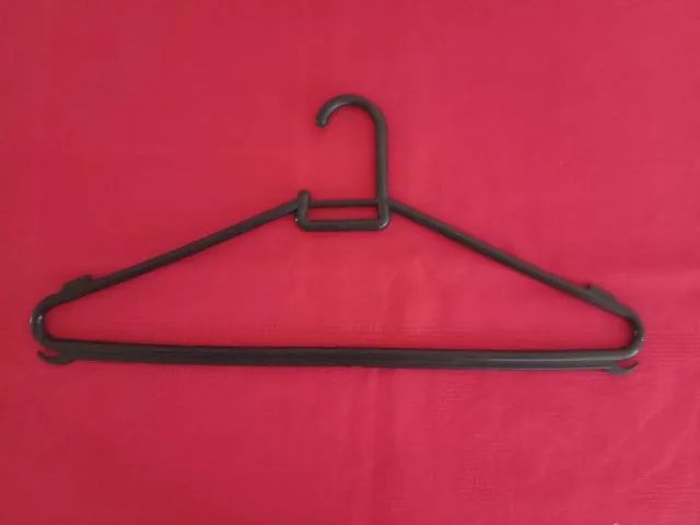 Cabides plásticos - Foto 4