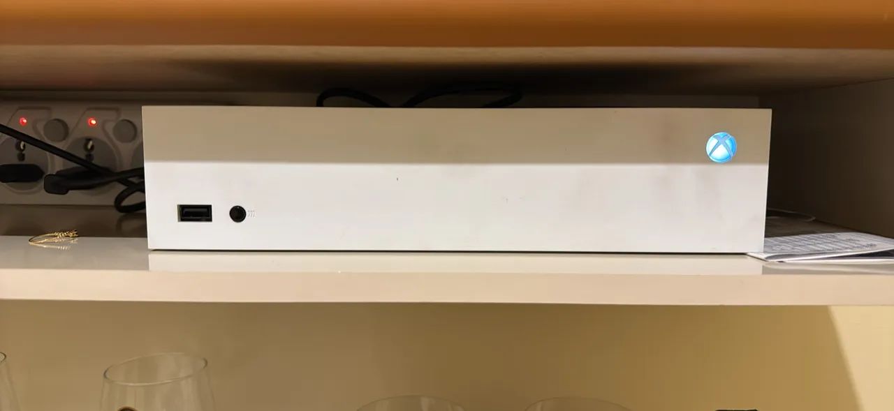 XBOX SERIES S 512GB COM 2 MANETES ORIGINAIS - Foto 5