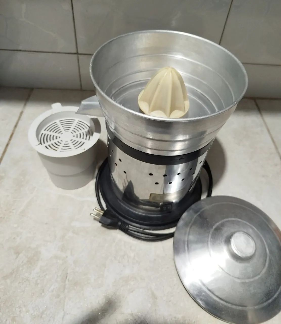 Espremedor de Laranja Industrial PROFISSIONAL - Foto 3