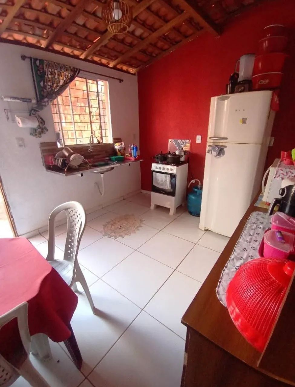 Vende-se casa no GUAMA 