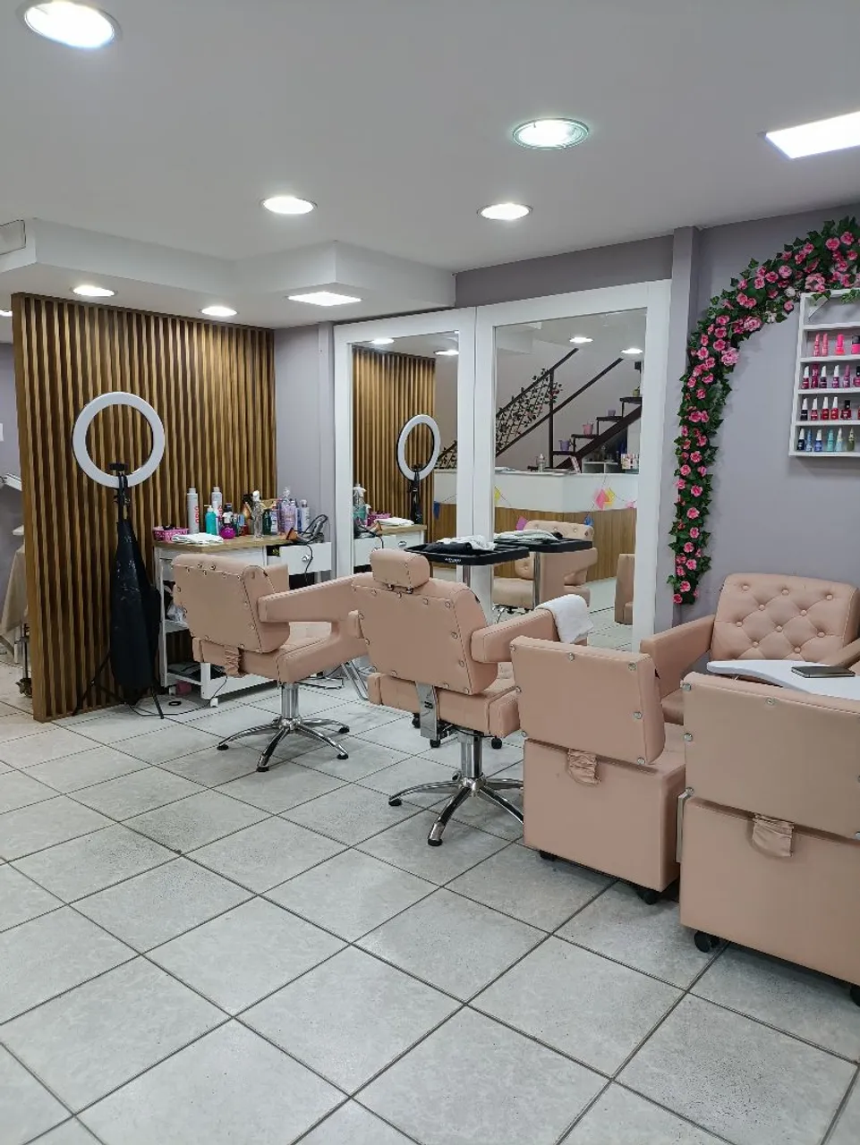 Ponto de Estética à Venda - Pronto para Trabalhar!<br>