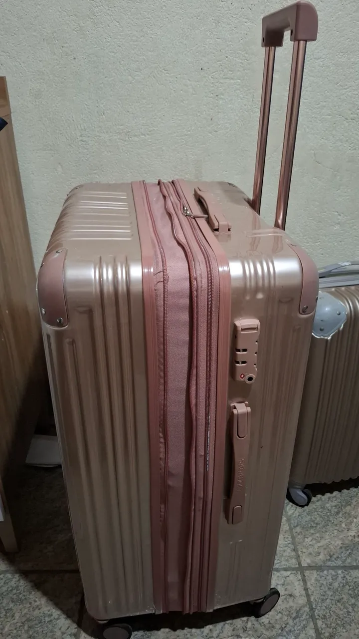 Mala de Viagem Rose Gold com Rodinhas
