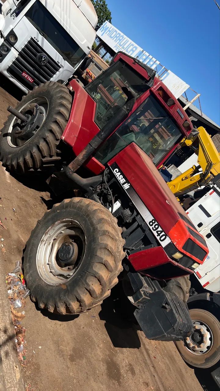 TRATOR CASE 8940 