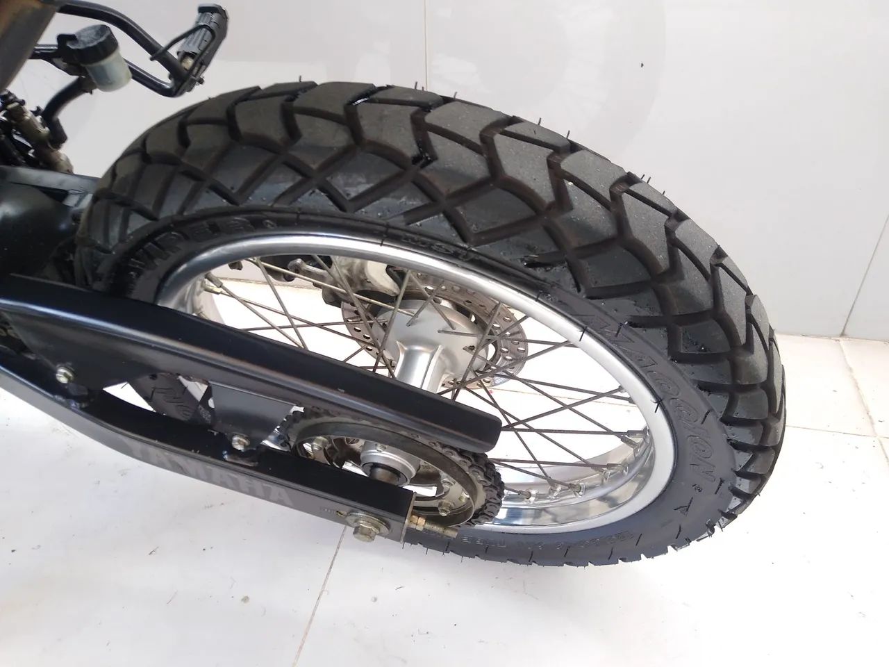 XTZ 250 LANDER 2024 - Foto 3