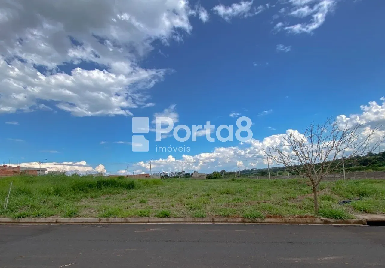 Terreno de 300m² no Condomínio Quinta do Lago 2 - Lac Léman, pronto para construir!