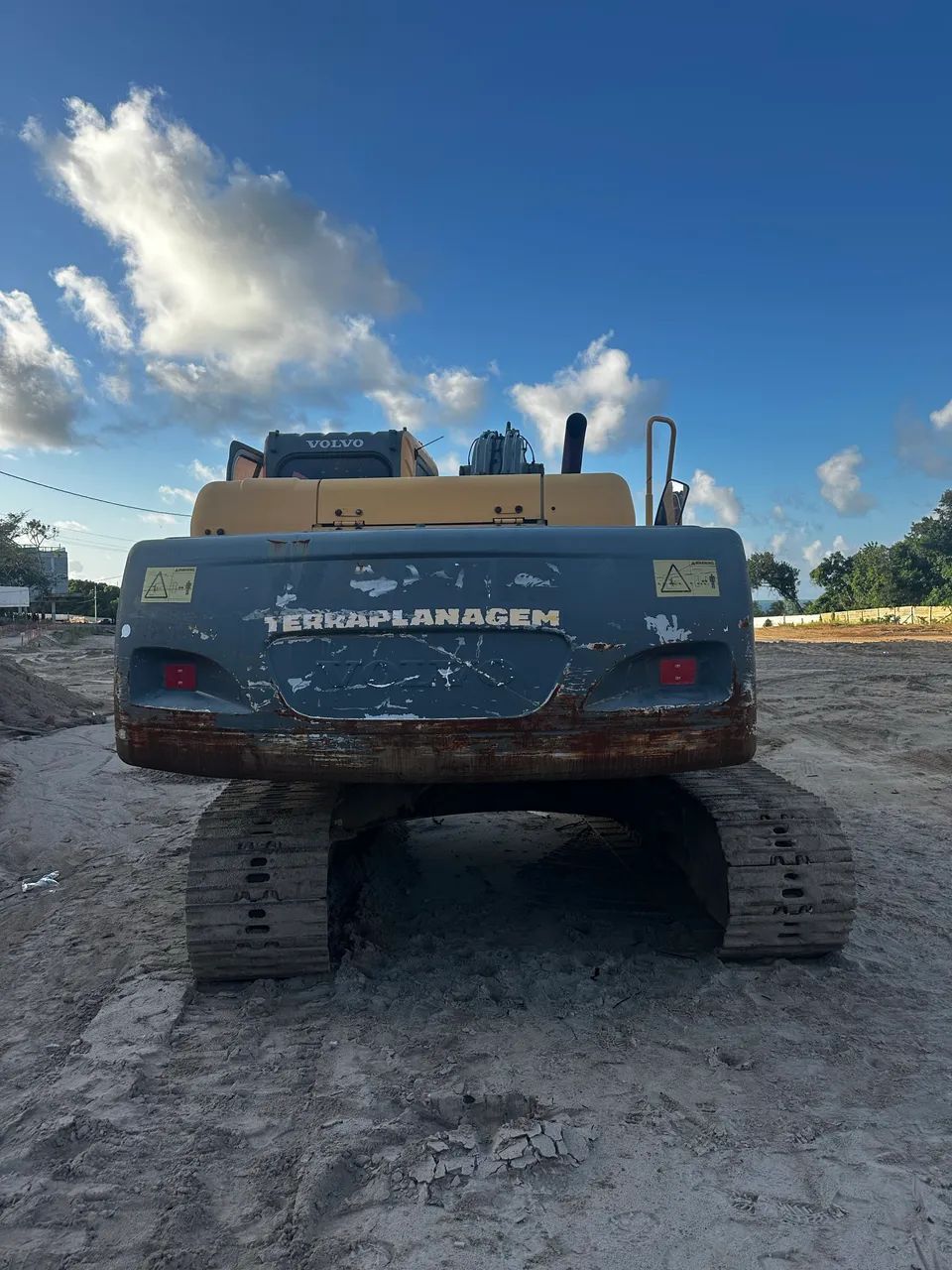 Oportunidade! Escavadeira EC210 BLC VOLVO - Foto 4