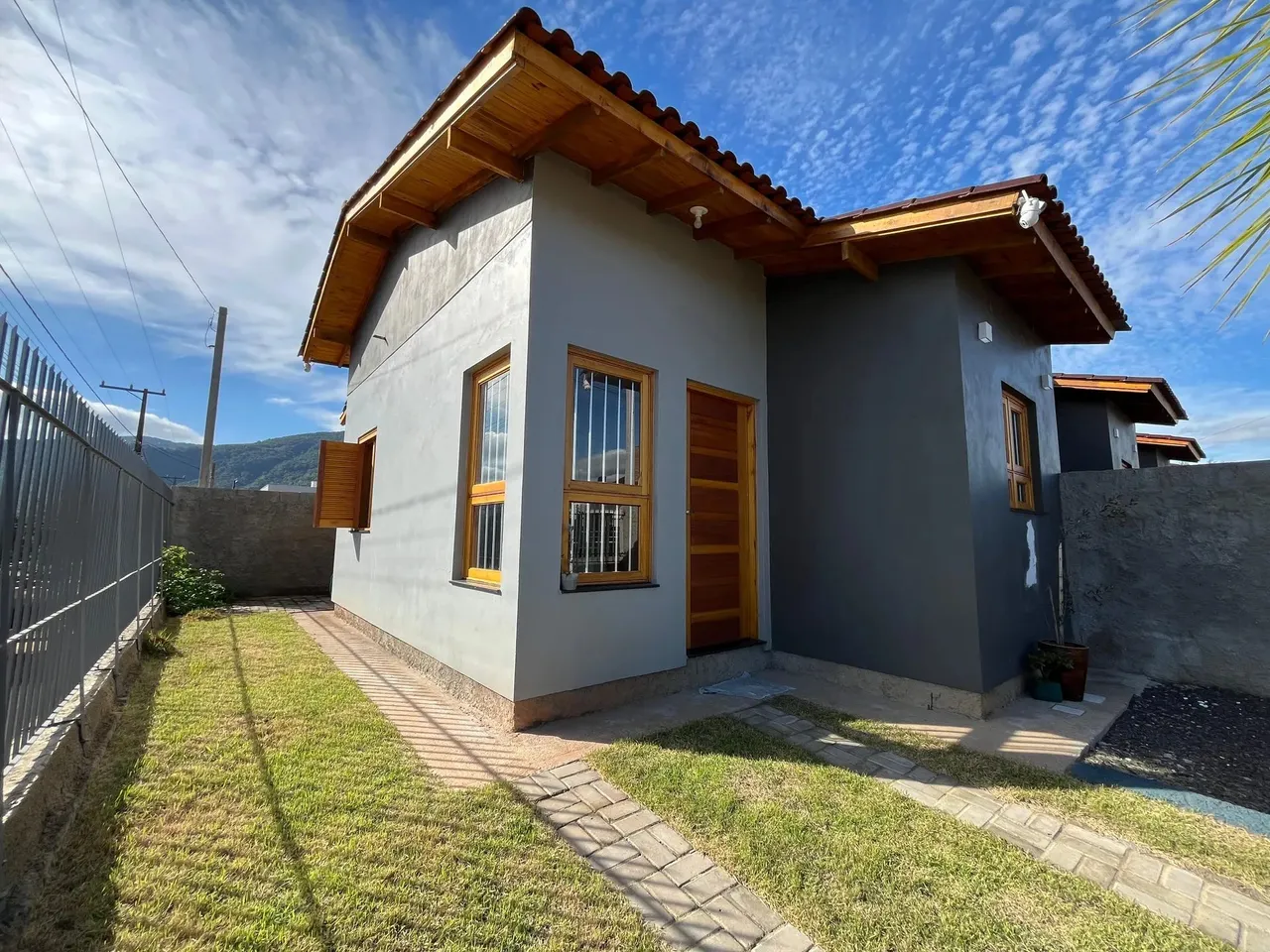 Casa para locação na São Jacó