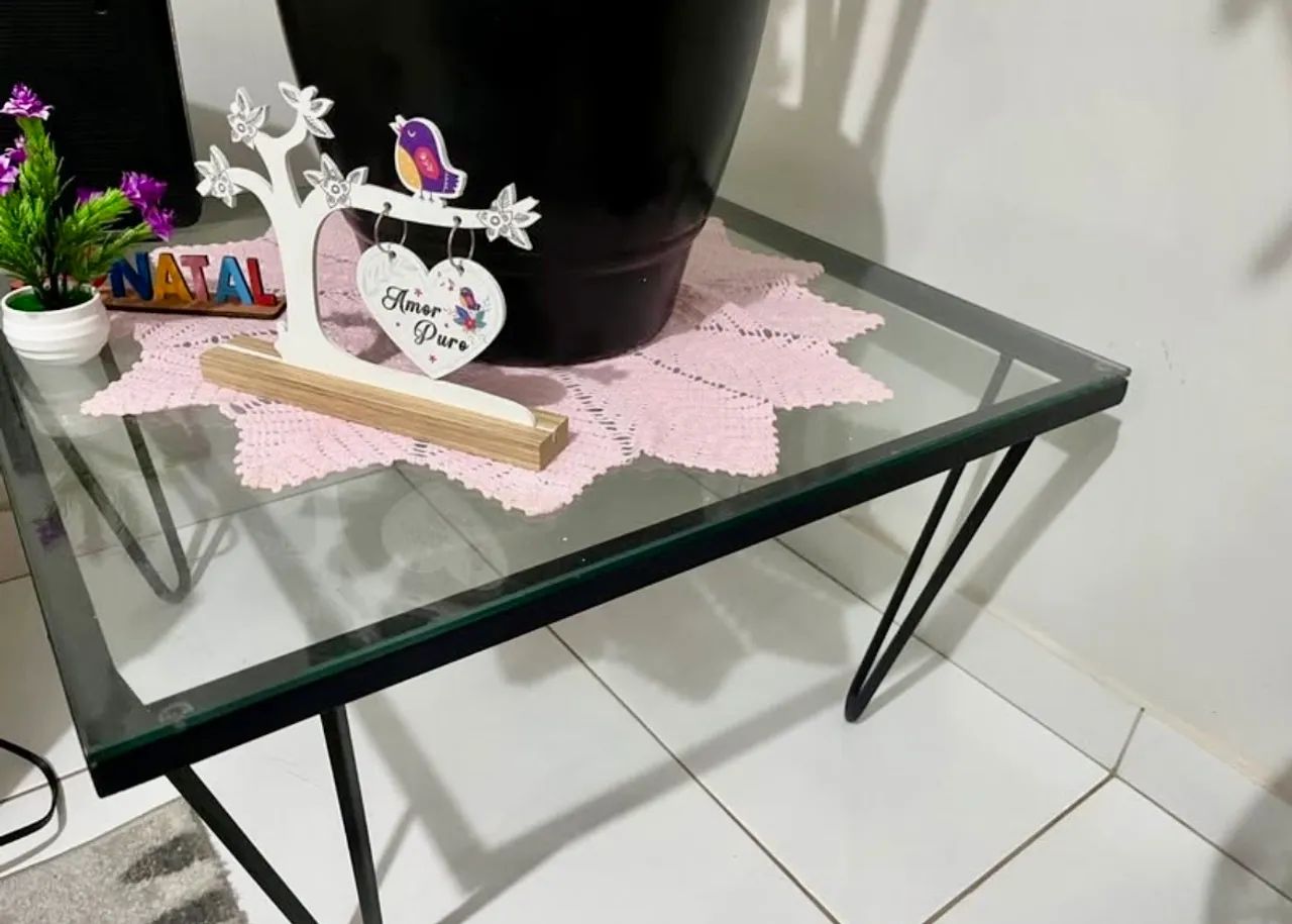 Mesa de Centro com Tampo de Vidro - Foto 4
