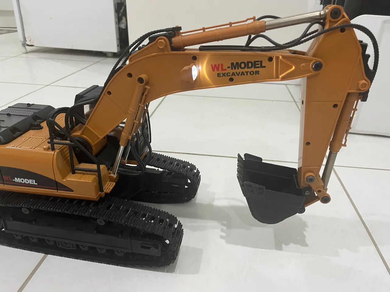 Escavadeira controle remoto  - Foto 6