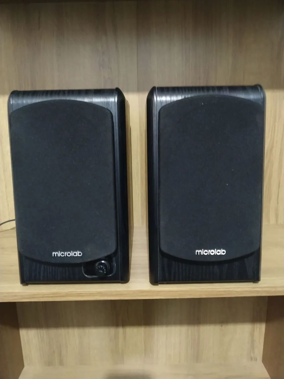 Monitores Microlab 