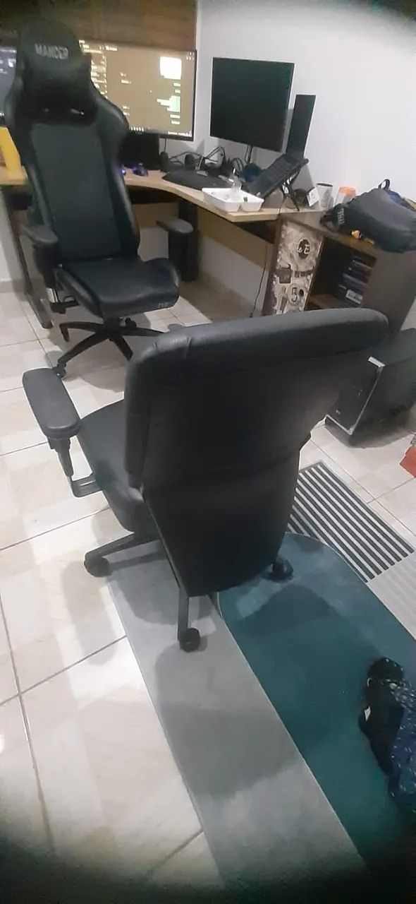 Cadeira de escritorio64311386524802123