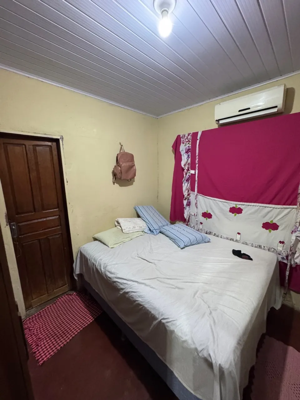 Vende-se está casa