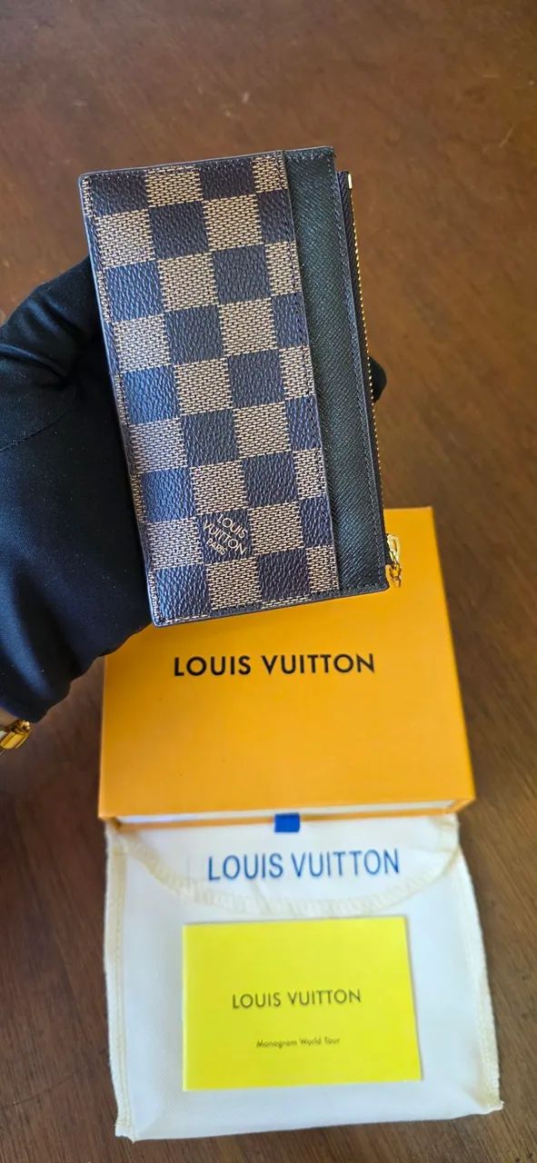Carteira Louis Vuitton 