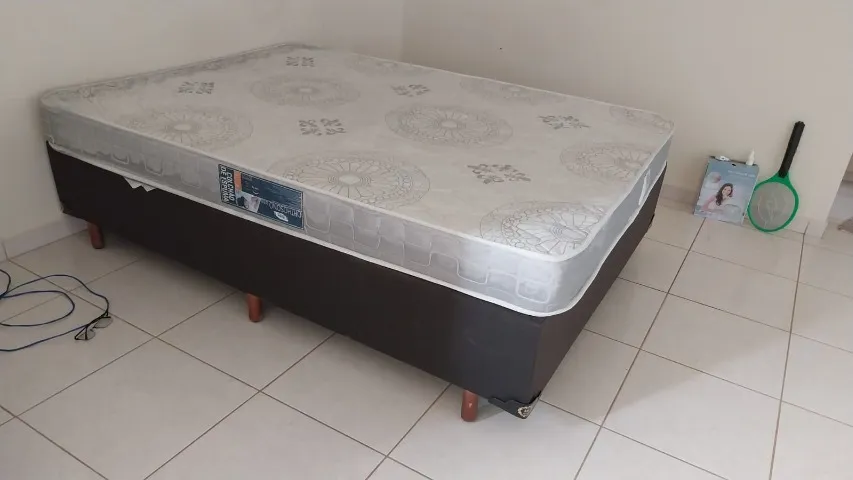 Cama de casal - Base Box com colchão