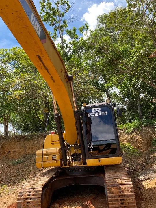 Escavadeira Cat 320D - Foto 2