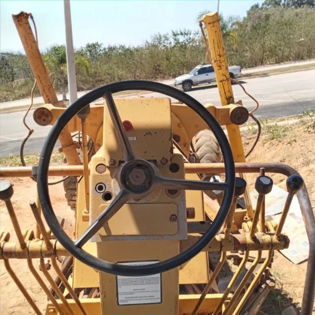 Vendo Motoniveladora Fiat Allis FG 85 B - 1993 - Foto 7