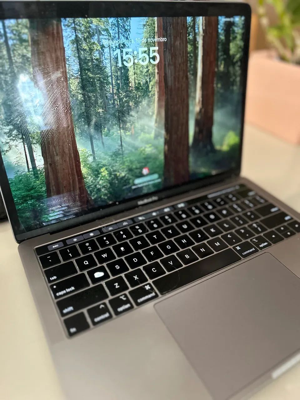 macbook pro 13 2019