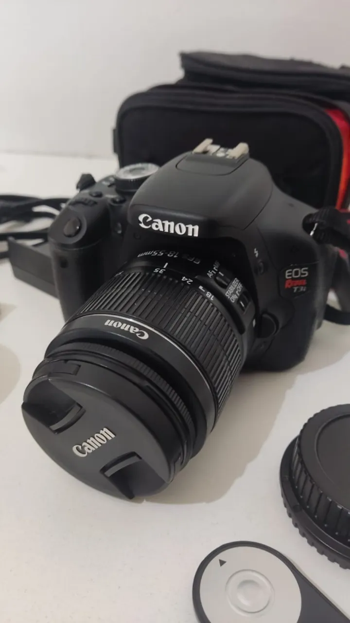 Câmera DSLR Canon T3i