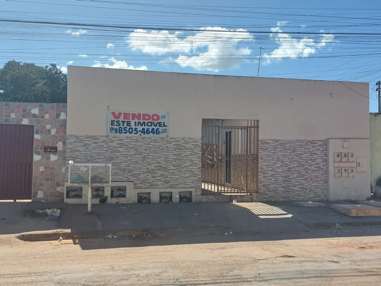 Oportunidade, Imóvel com 9 kitnets renda mensal r$3.900, px Prefeitura Ag Lindas