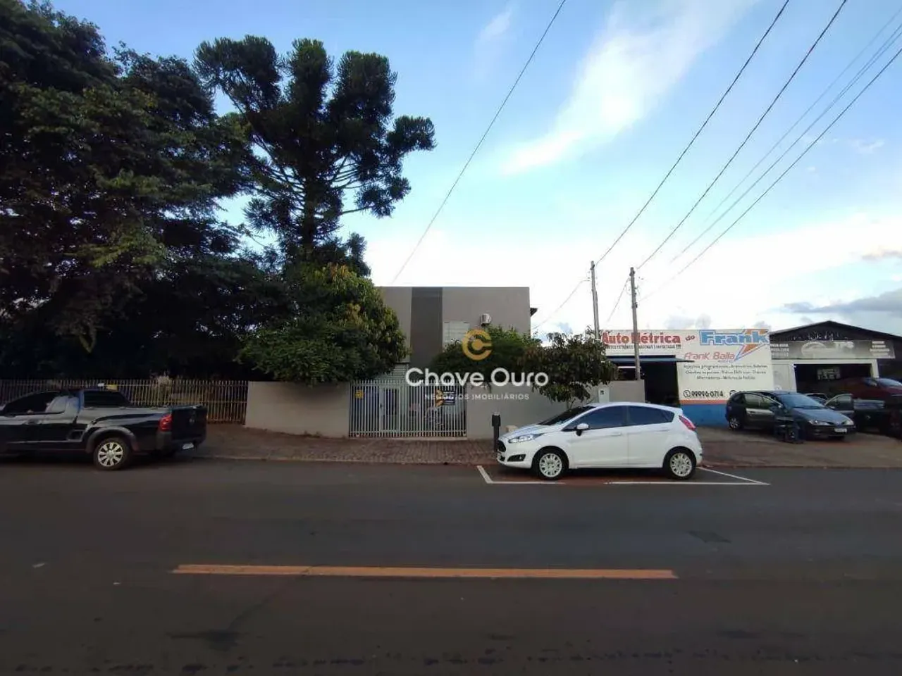 Sobrado à venda, 220 m² por R$ 1.200.000,00 - Guarujá - Cascavel/PR