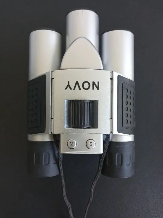 Binoculo com Camera Digital (Zoom 10x)