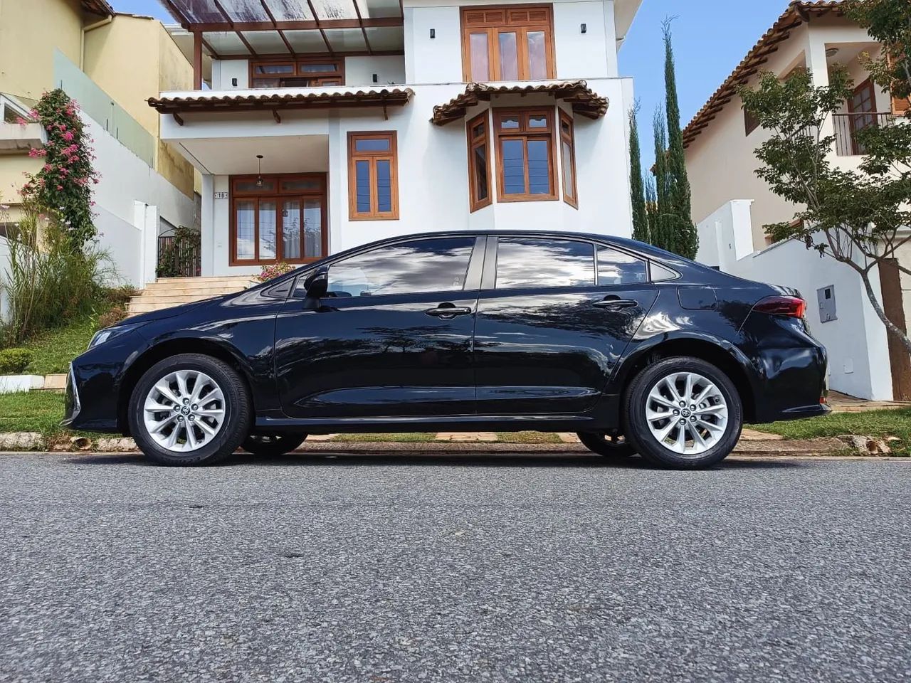 Toyota Corolla GLi 2020 - 53.000 quilômetros - Foto 4