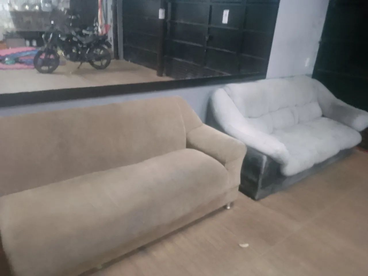 Sofá 64842829114625122