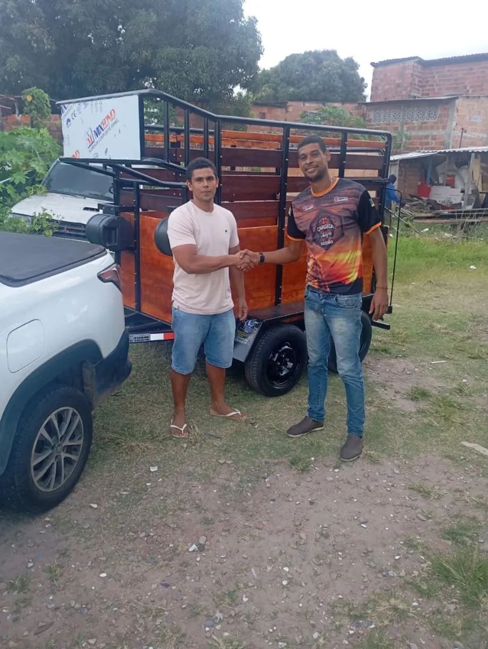 Reboque de cavalo 2 eixos - Foto 4