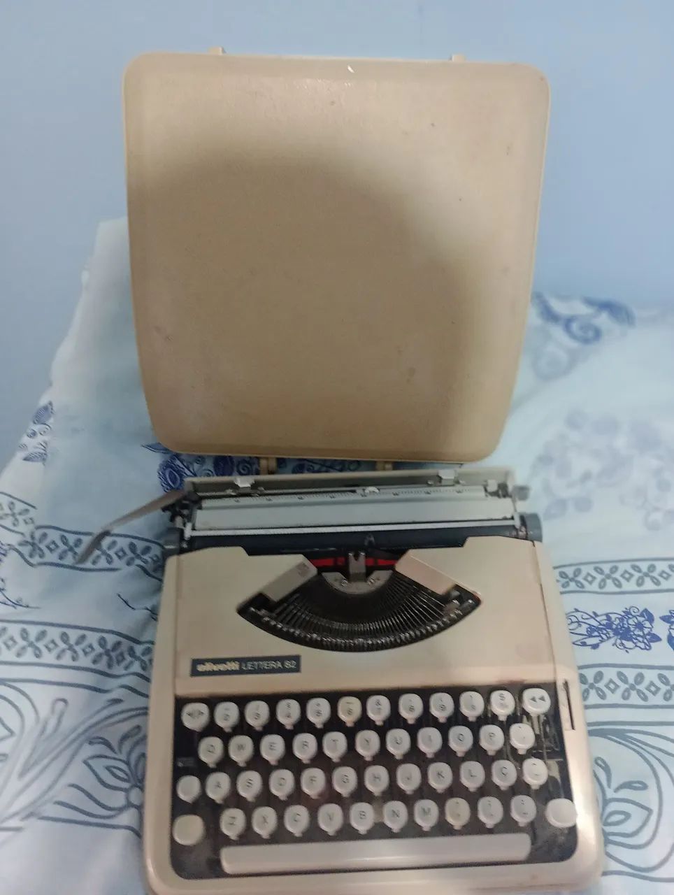 Máquina de escrever 64341322209283121