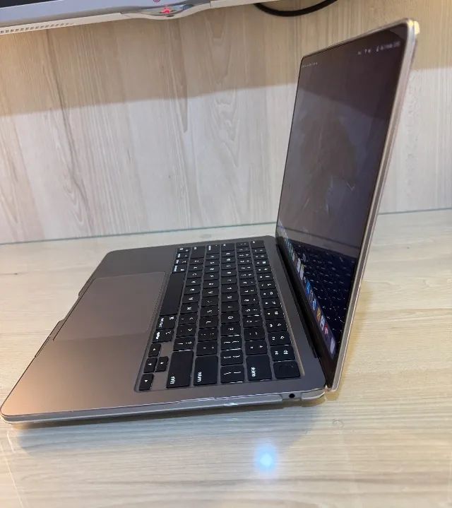 MacBook Air M2 - Cinza Espacial - 8GB / 256GB - 2022 - Notebooks