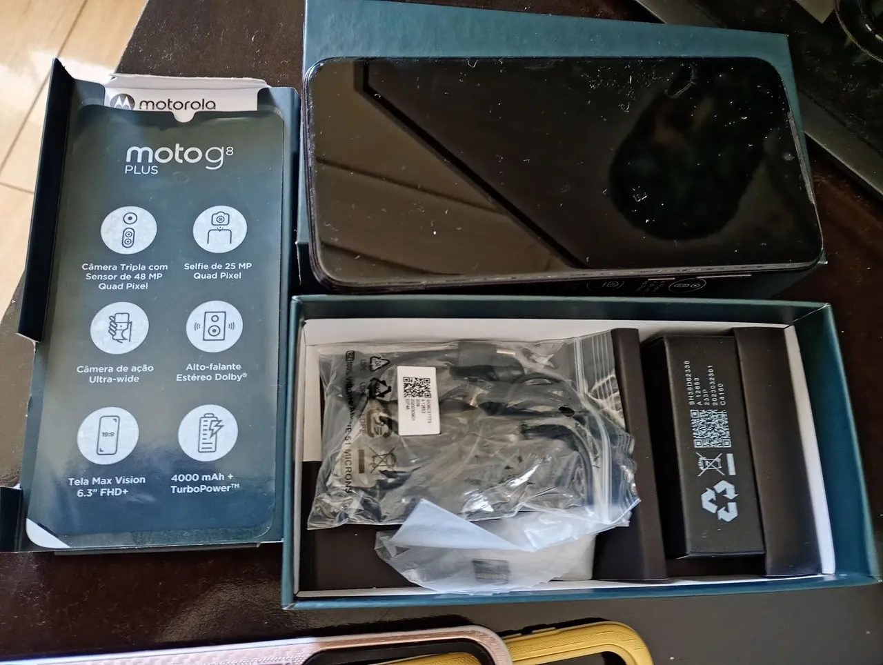 Motorola G8 Plus 64G na caixa